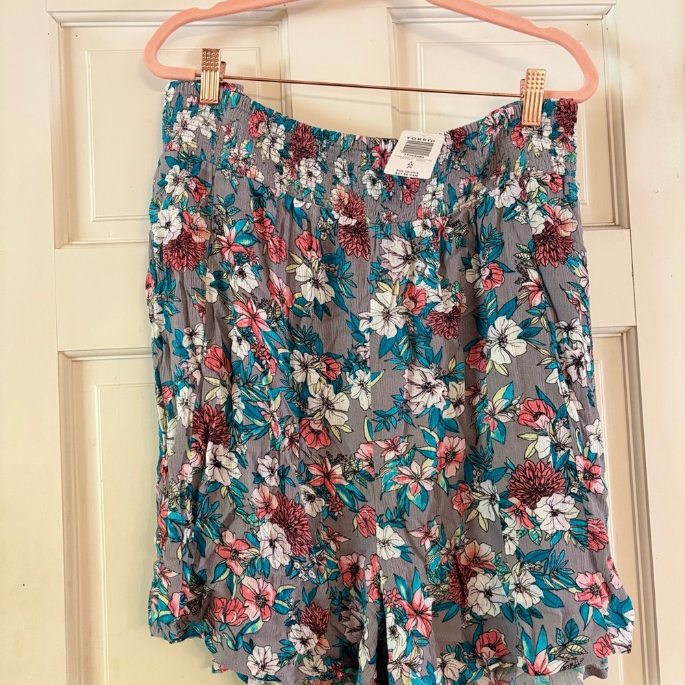 Torrid Gray and Blue High Waist Shorts with Relaxed Fit NWT stretchy